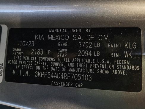 Used 2024 Kia Forte GT-Line image 33