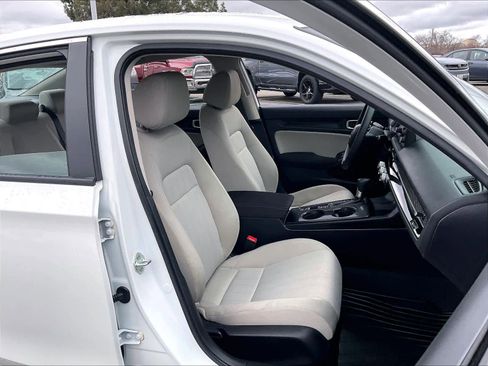 Used 2023 Honda Civic LX image 10