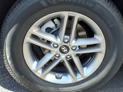 Used 2018 Hyundai Santa Fe Sport w/ 2.4L Value Package 02 image 11