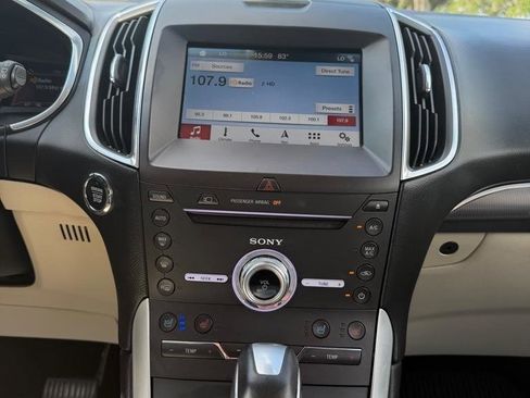 Used 2018 Ford Edge Titanium w/ Equipment Group 302A FWD image 22