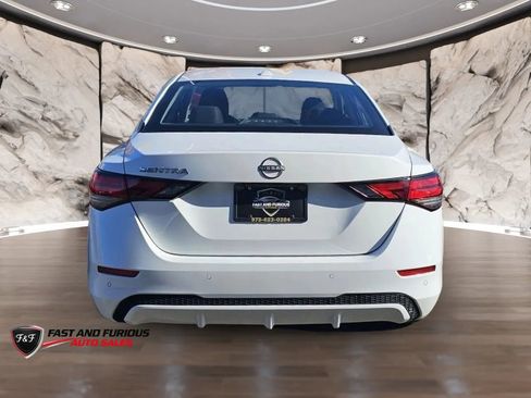 Used 2025 Nissan Sentra SV FWD image 7