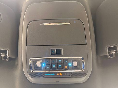 Used 2025 Ford F150 Lariat image 52