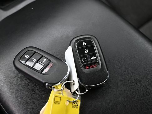 Used 2024 Honda Accord EX image 17