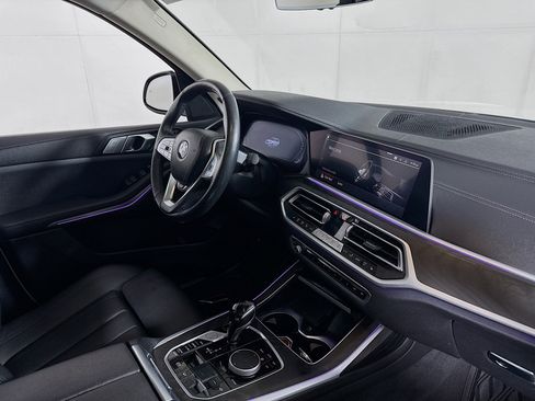 Used 2022 BMW X7 xDrive40i w/ Cold Weather Package AWD/4WD image 29
