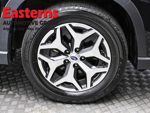 Used 2022 Subaru Forester Premium image 34