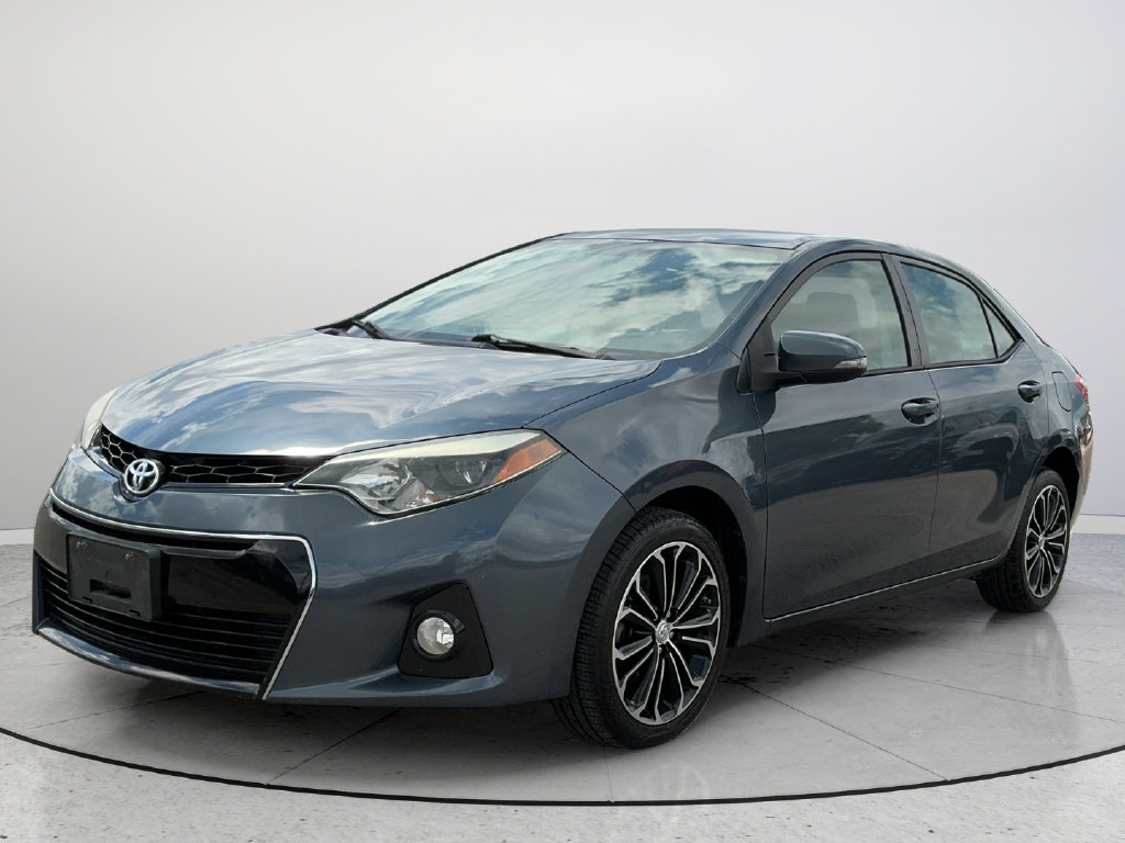 Used 2015 Toyota Corolla S FWD image 3