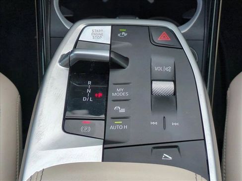 Used 2025 BMW X1 xDrive28i image 12