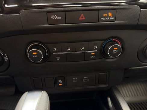 Used 2024 Nissan Frontier S w/ Technology Package AWD/4WD image 17