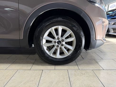 Used 2019 Kia Sorento AWD image 33