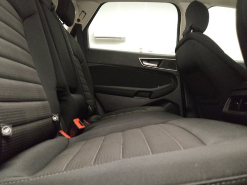 Used 2019 Ford Edge SEL FWD image 19