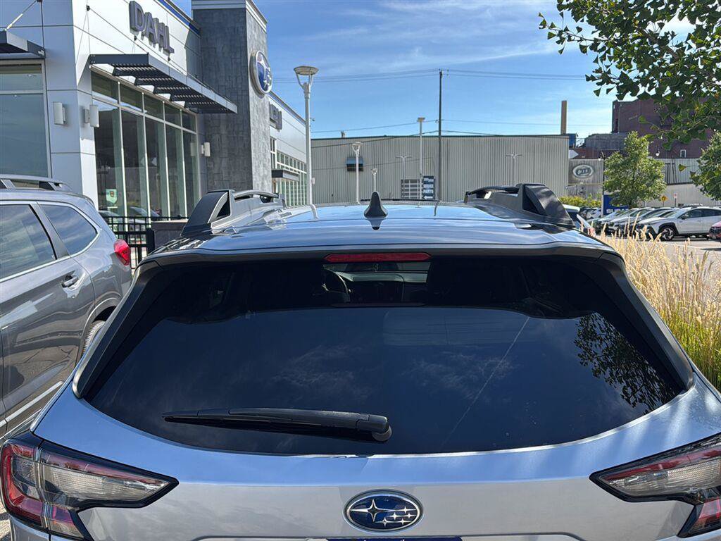 Used 2023 Subaru Outback Onyx Edition XT AWD/4WD image 12