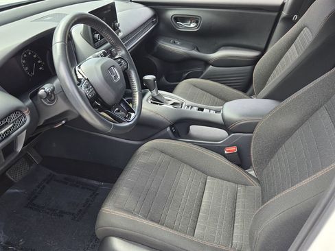Certified 2024 Honda HR-V Sport image 10