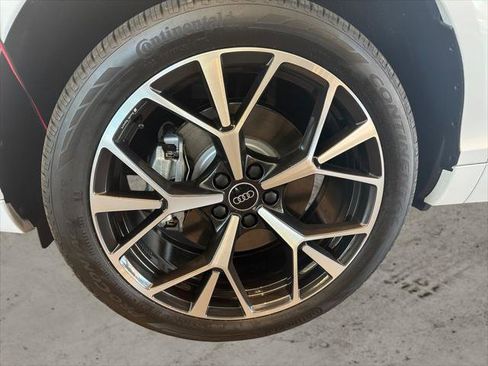 New 2026 Audi Q3 quattro 2.0T AWD/4WD image 8