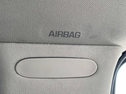 Used 2013 Cadillac Escalade Luxury image 34