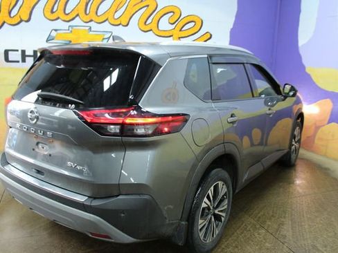 Used 2021 Nissan Rogue SV AWD/4WD image 8