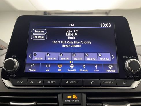 Used 2025 Nissan Altima 2.5 SR FWD image 25