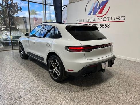 Used 2023 Porsche Macan Turbo image 5