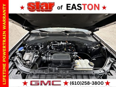 Used 2022 Ford Explorer XLT w/ Equipment Group 202A image 34