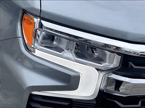 Used 2023 Chevrolet Silverado 1500 LT image 32