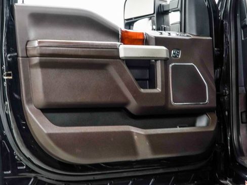 Used 2022 Ford F450 King Ranch w/ King Ranch Ultimate Package image 34