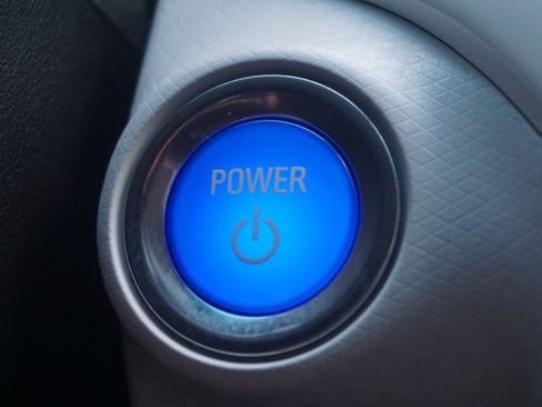 Used 2020 Chevrolet Bolt LT image 30