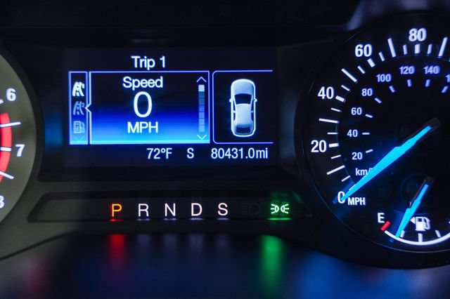 Used 2015 Ford Edge SEL FWD image 9