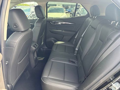 Used 2021 Buick Envision Essence w/ Technology Package I FWD image 12