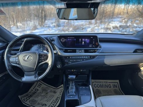 Used 2019 Lexus ES 350 w/ Premium Package image 20