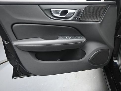 Certified 2025 Volvo S60 B5 Plus AWD/4WD image 20
