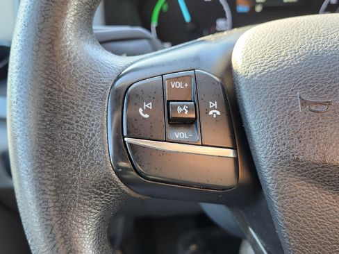 Used 2022 Ford E-Transit 148 High Roof Extended image 32