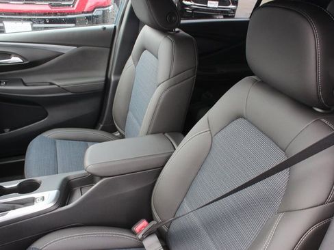 New 2026 Buick Envista Preferred w/ Convenience I Package image 2