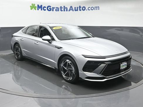 Used 2026 Hyundai Sonata SEL AWD/4WD image 2