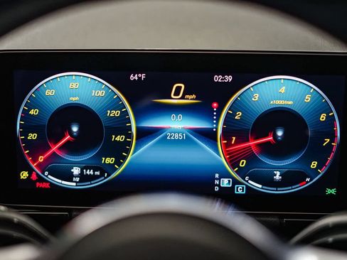 Certified 2022 Mercedes-Benz GLA 250 4MATIC image 23