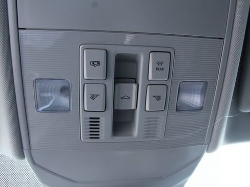 New 2026 Volkswagen Jetta SEL image 25