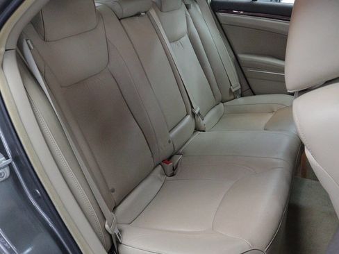 Used 2011 Chrysler 300 Limited w/ Luxury Group image 14