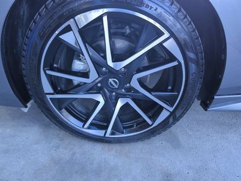 Used 2024 Nissan Sentra SR FWD image 24