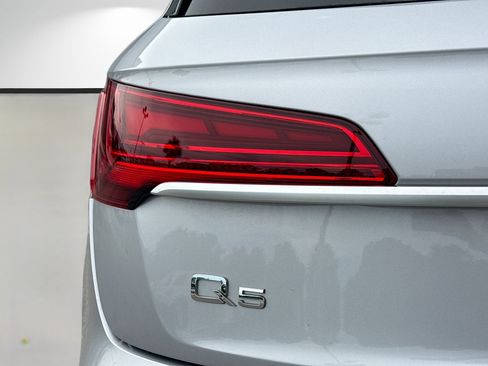 Used 2022 Audi Q5 2.0T Premium Plus AWD/4WD image 10