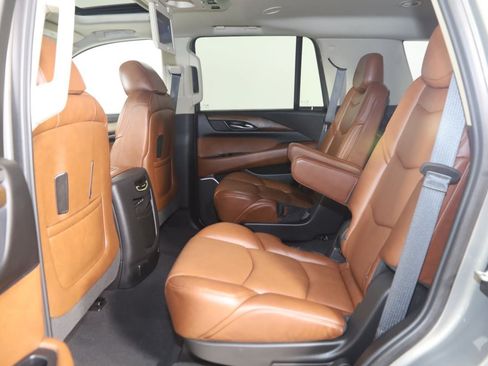 Used 2019 Cadillac Escalade Premium Luxury AWD/4WD image 52