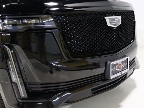 Used 2022 Cadillac Escalade Sport w/ Touring Package image 29