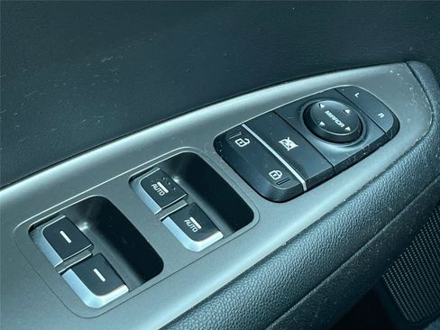 Used 2019 Kia Optima S w/ S Panoramic Sunroof Package FWD image 26