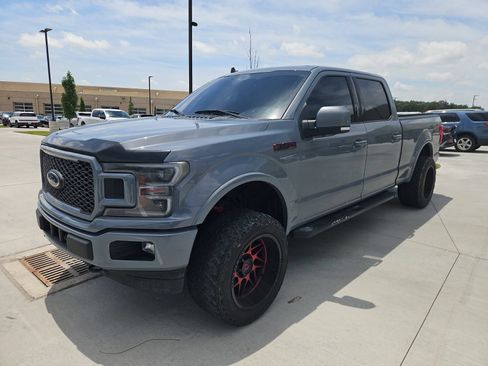Used 2019 Ford F150 Lariat w/ Equipment Group 502A Luxury AWD/4WD image 2