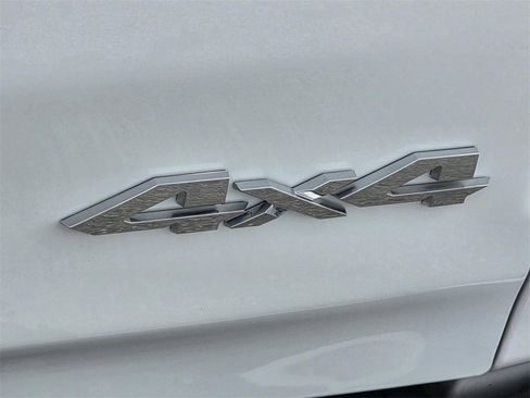 Used 2022 RAM 1500 Limited w/ Body Color Bumper Group image 35