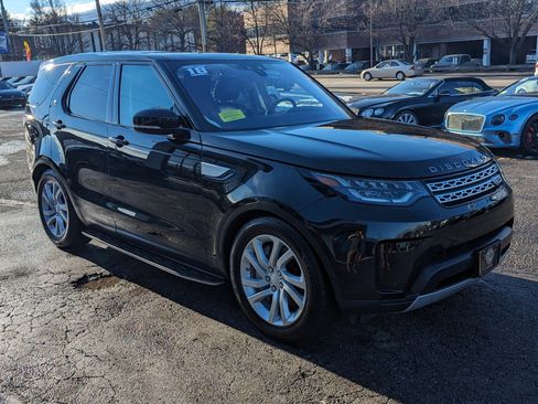 Used 2018 Land Rover Discovery HSE image 5