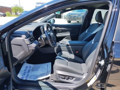 Used 2025 Toyota Camry SE FWD image 21