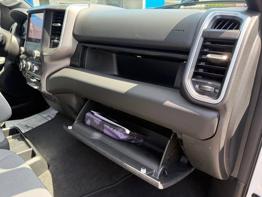 Used 2023 RAM 1500 Big Horn AWD/4WD image 36