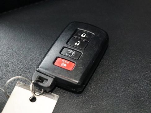Used 2017 Toyota RAV4 Limited w/ Advanced Technology Package AWD/4WD image 37