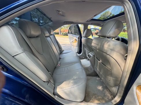 Used 2007 Toyota Camry XLE image 18