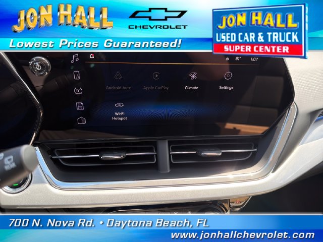 Used 2026 Chevrolet Trax LT w/ Midnight Edition FWD image 23