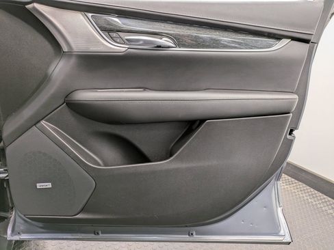 Used 2021 Cadillac XT5 Premium Luxury image 27