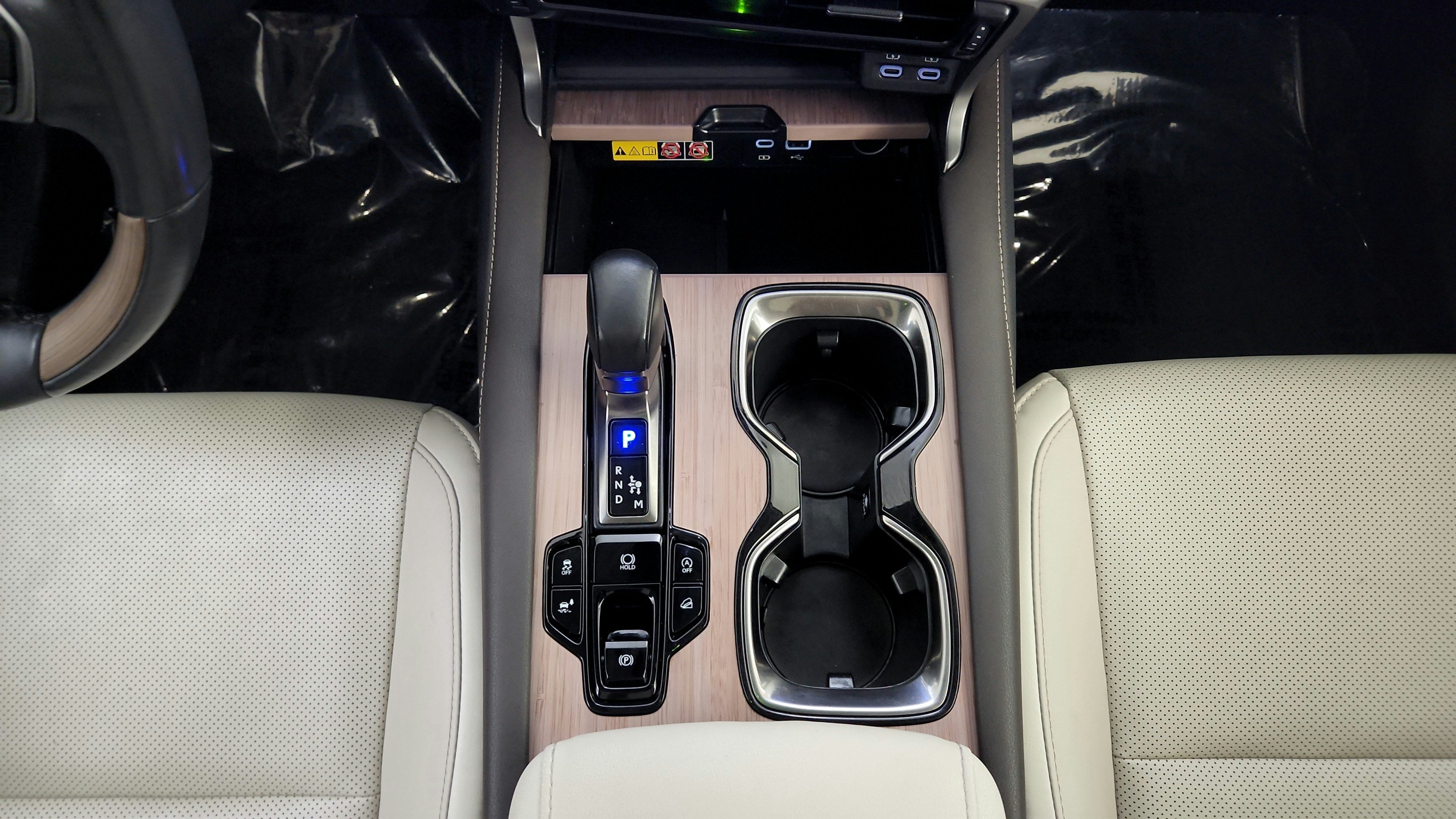 Used 2023 Lexus RX 350 Premium w/ Accessory Package AWD/4WD image 22